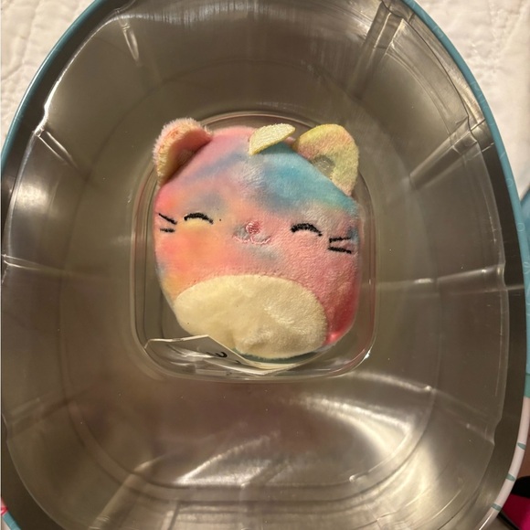 Squishmallows Collector's Edition Plush rainbow cat - Picture 2 of 3